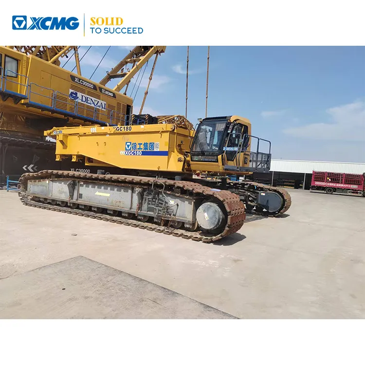 XCMG Manufacturer 200 Ton Used Crawler Crane XGC200 Lifting Crawler Crane Hot Sale